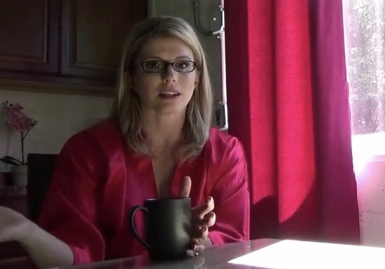 Мачеха хочет моего большого члена