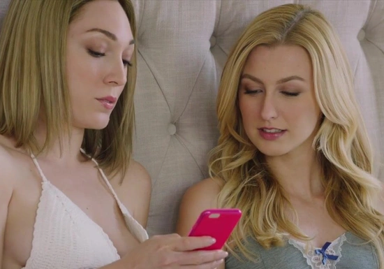 Секс с 2 блондинками и Джонни Синсом