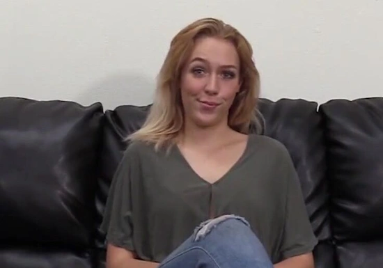 Кончили в волосатую киску на кастинге