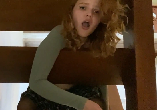 Сводный брат, я застряла... Поможешь мне?