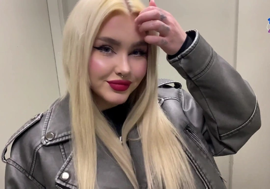 Сводная сестра захотела секса после массажа