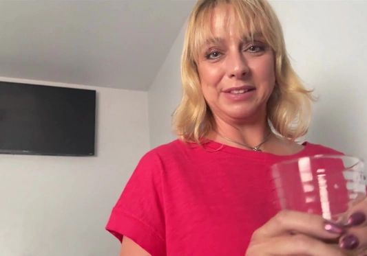 Мачеха лечит непослушного пасынка сексом